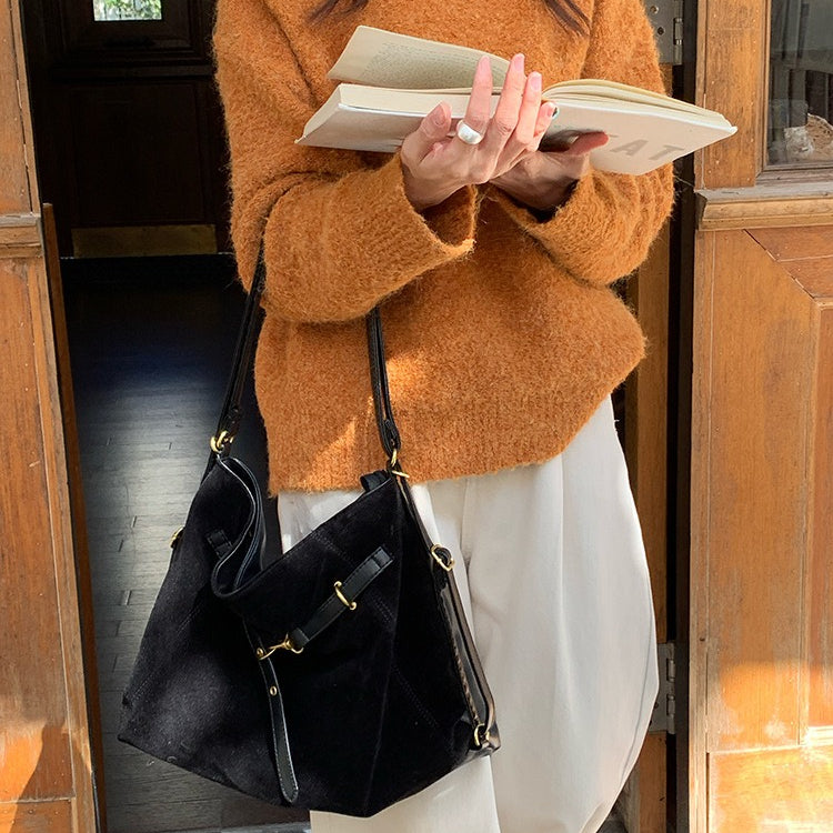 日韓流行|秋冬新款麂皮絨多功能背包大容量休閒單肩斜挎通勤托特包雙肩背包「D9047」25.11-4