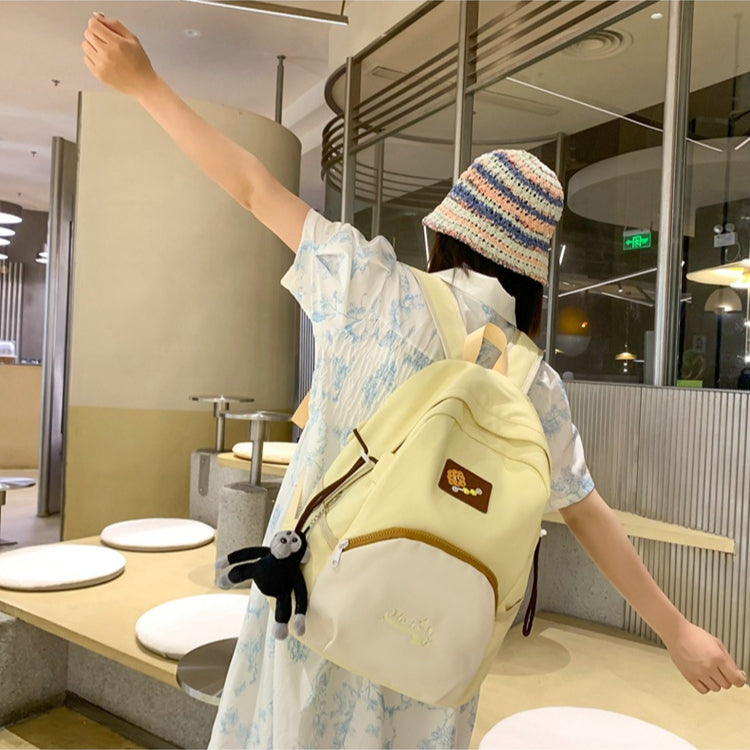 致青春 | 新款小清新可愛女孩雙肩包大容量休閒旅行背包高顏值百搭學生書包「8079-126-128」25.04-2