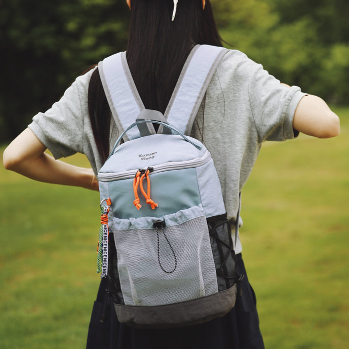 致青春|大容量雙肩背包小眾設計感通勤百搭學生書包輕便戶外運動雙肩包「8235-127」25.08-4