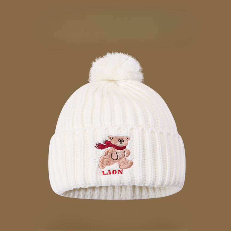 流行帽子|韓版可愛紅巾小熊LAO毛球針織帽冬季保暖百搭防風加厚顯臉小冷帽「C4729」24.10-4
