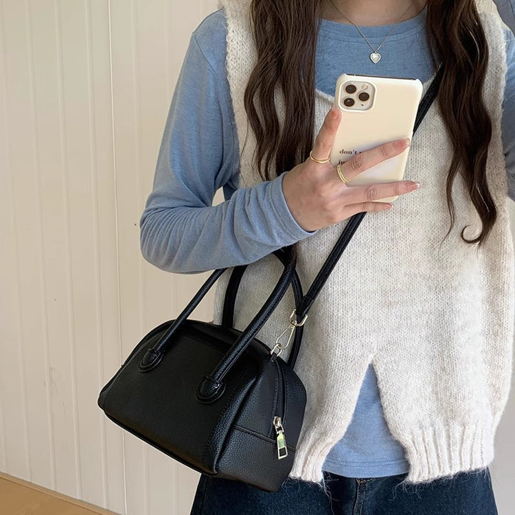 日韓流行|小眾設計韓版大容量枕頭包包女2024新款高級感通勤百搭手提斜背包「9348#」24.04-5