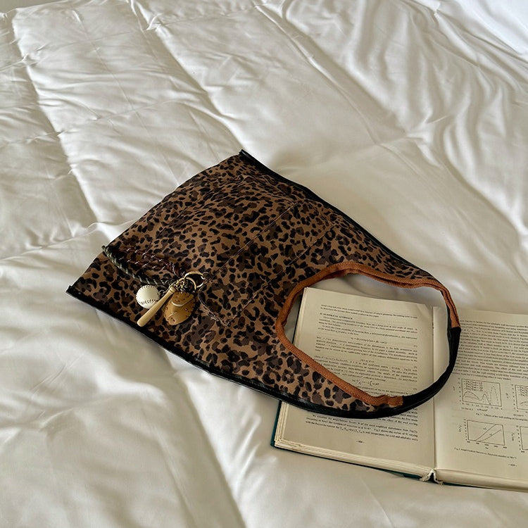 日韓流行|2025年新款豹紋慵懶風帆布包女大容量通勤單肩手提包休閒百搭托特包「M9033」25.09-4