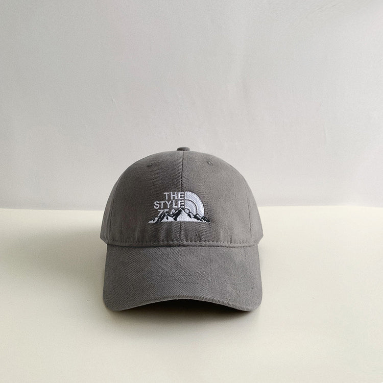 流行帽子|字母刺繡山峰棒球帽韓版顯臉小休閒百搭水洗春秋男女情侶鴨舌帽子「Q9343C」24.10-2