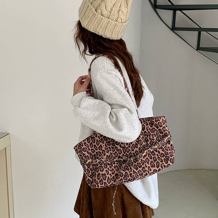 日韓流行|韓版ins手提包包女2025新款潮時尚豹紋腋下包小眾單肩托特包「F9043」25.11-1