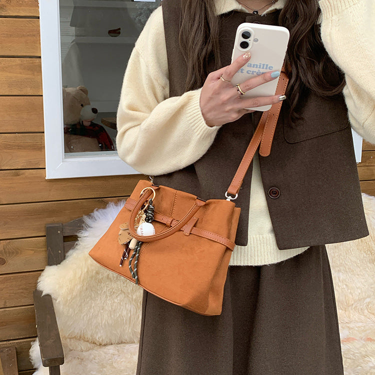 日韓流行|復古磨砂麂皮絨面手提托特包女2024新款秋冬大容量通勤單肩斜挎包「9507#」24.12-2