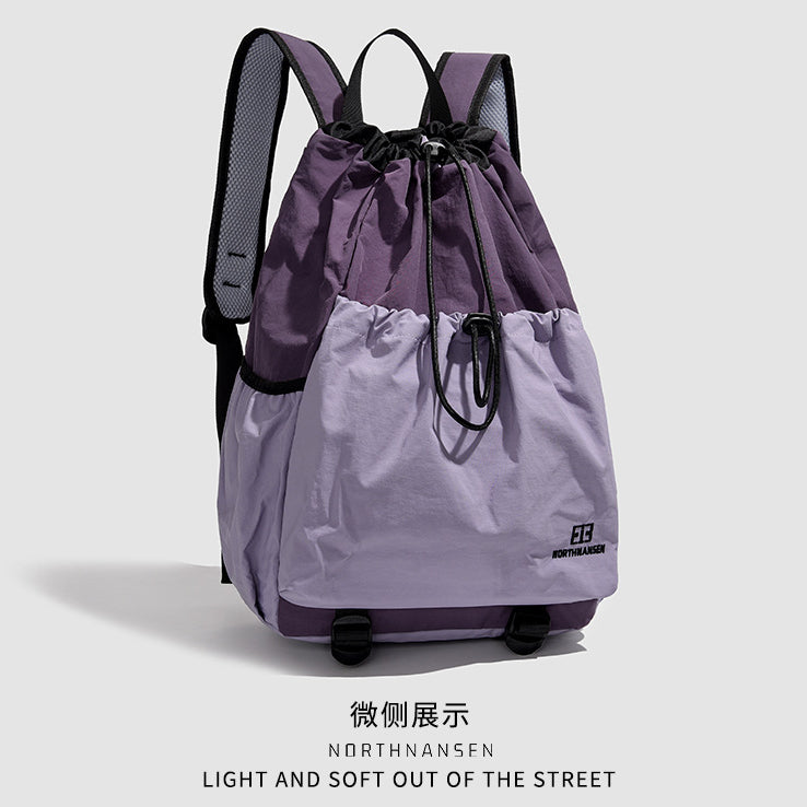 致青春|戶外露營休閒雙肩包輕便運動健身男女背包抽繩設計旅遊登山包「1121-129」25.02-2