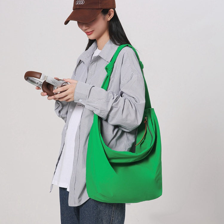 致青春|肩背包街頭潮流撞色秋冬新款簡約輕便尼龍大容量女斜背包托特包「8023-23」24.02-1