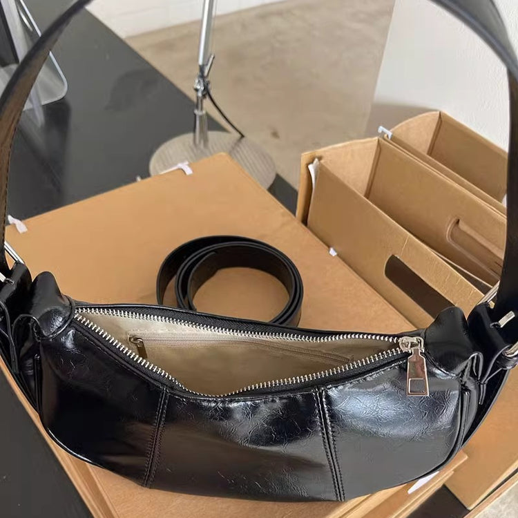 日韓流行|韓國小眾設計單肩腋下包女2024秋冬新款高級感手提包包銀色斜背包「9462#」24.09-2