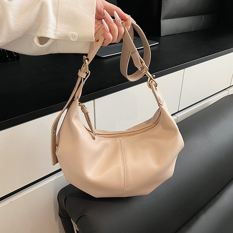 日韓流行|軟皮大容量餃子包女2025新款斜挎大包韓版百搭通勤單肩包「9614#」25.06-2