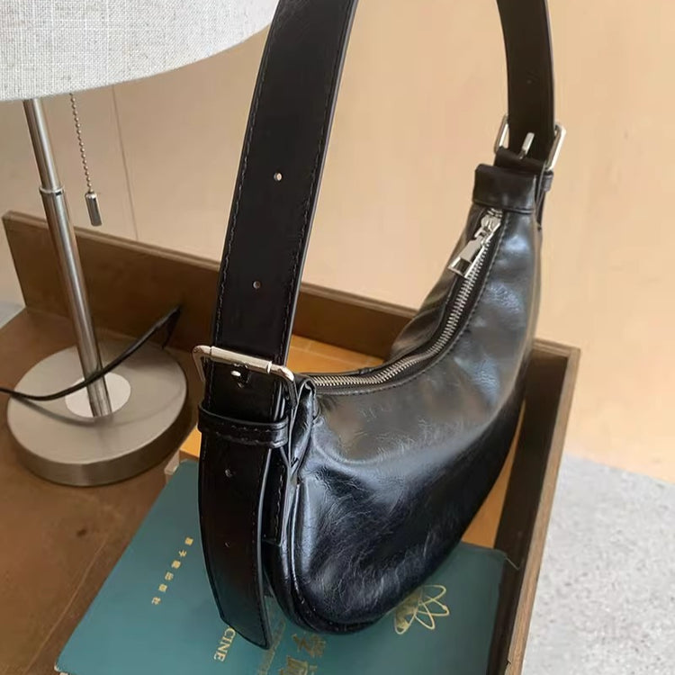 日韓流行|韓國小眾設計單肩腋下包女2024秋冬新款高級感手提包包銀色斜背包「9462#」24.09-2