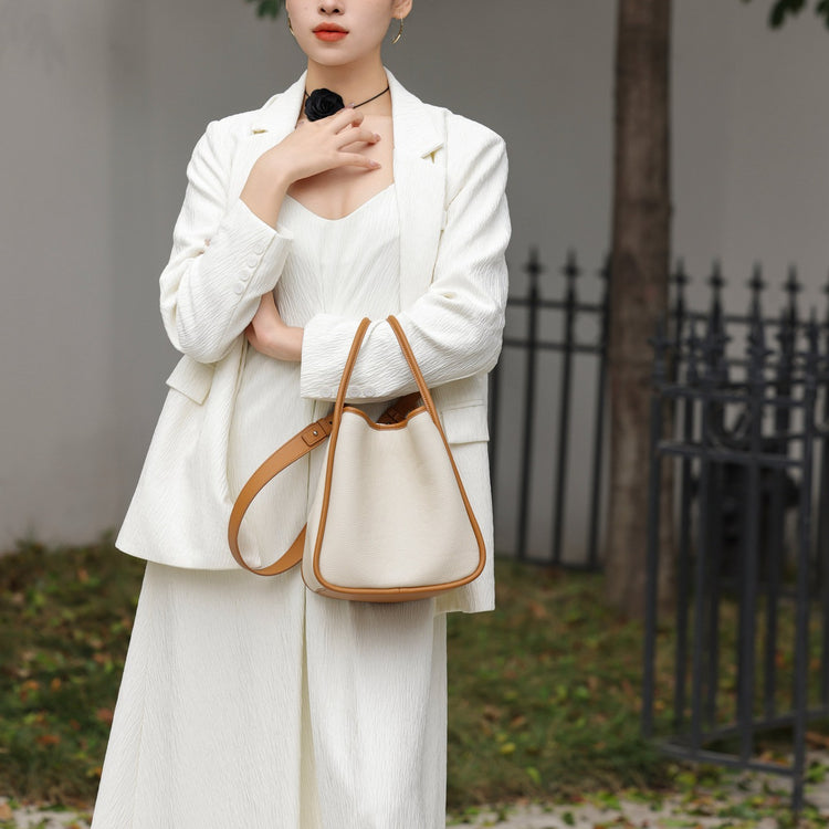 質感真皮|2024新小眾設計頭層牛皮菜籃子大容量通勤手提水桶包女包「6910」24.03-4