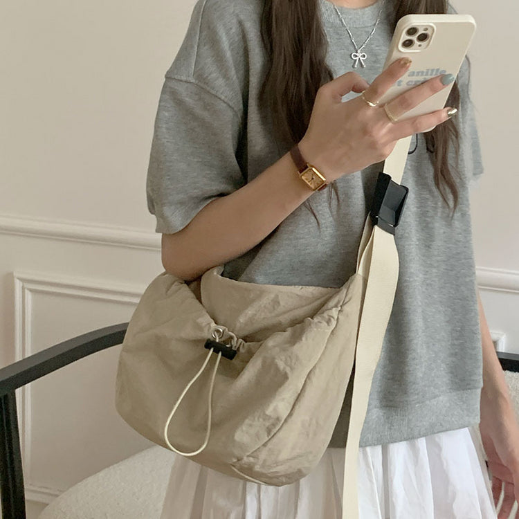 日韓流行|尼龍輕量褶皺包包女裝2024新款流行時尚休閒單肩包大容量斜背包上課通勤包「9425#」24.07-1