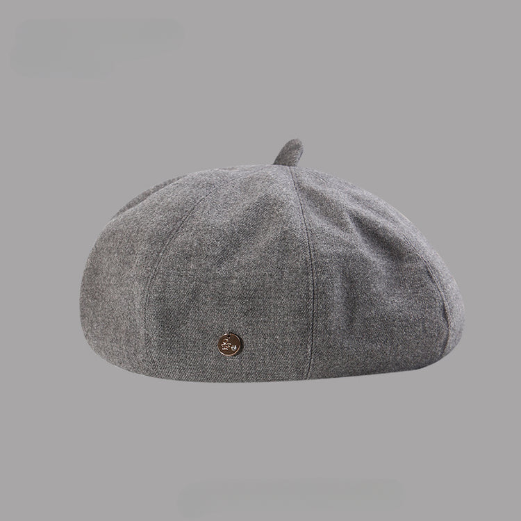 流行帽子|秋冬新款金屬標大頭圍帽子女文藝復古貝雷帽日系顯臉小八角畫家帽「C5463A」25.08-3