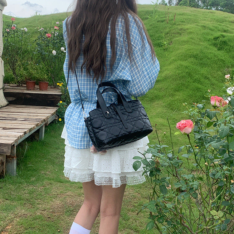 日韓流行|春夏新款小香風精緻質感菱格小方包手提小包包女士時尚百搭斜挎包「M9011」25.06-4