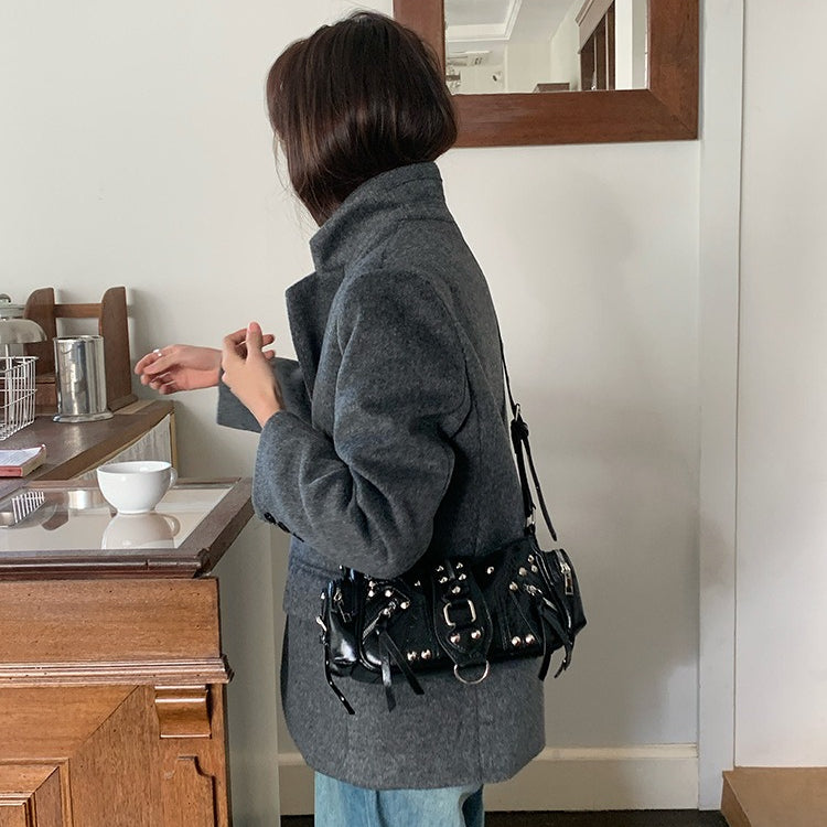 日韓流行|甜酷辣妹腋下包小眾設計感百搭重工機車包包復古通勤單肩斜挎包女「J9044」25.11-1