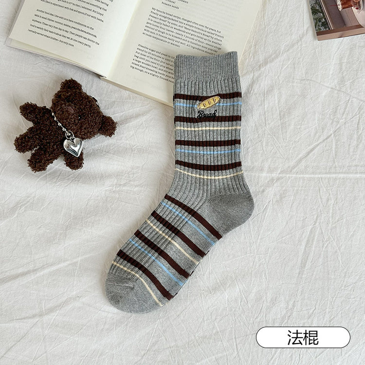 女襪|趣味刺繡襪子女秋冬拼色條紋潮流彈力中筒襪棉質吸汗透氣堆堆襪「MK5172」25.09-4