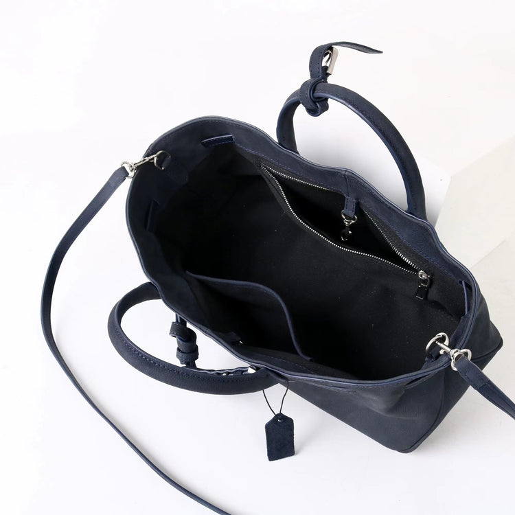 質感真皮|2025新款復古休閒麂皮包通勤百搭極簡皮帶扣設計斜背女小眾托特包「5797」25.09-4