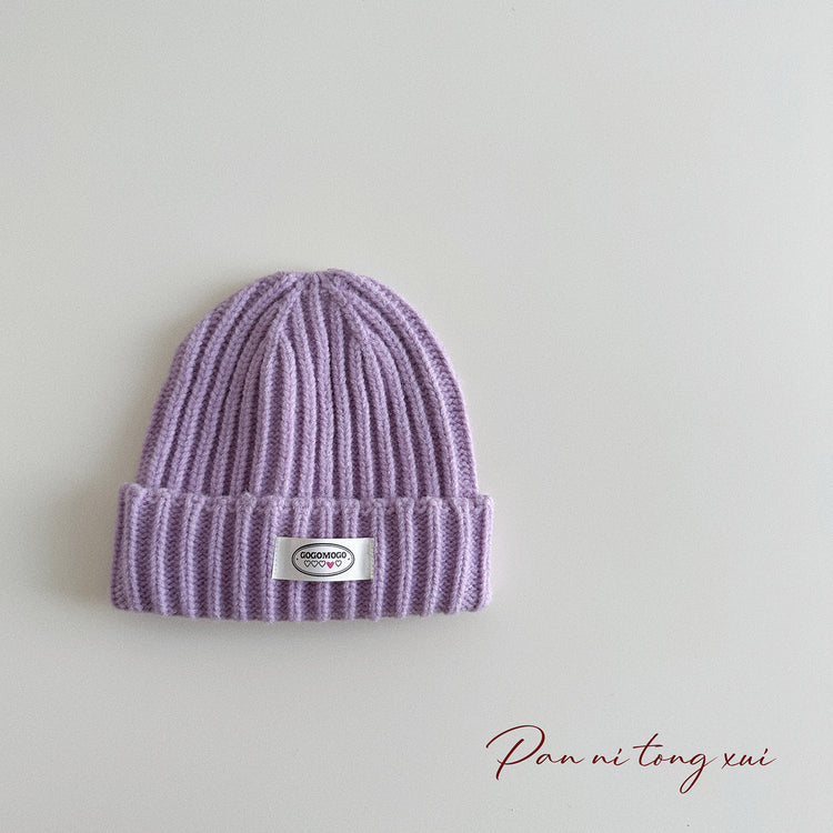 流行帽子|24年秋~字母布標純色毛線帽兒童護耳針織冷帽男女童寶寶保暖帽子「3103SG7」24.10-1