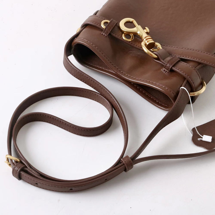 質感真皮|2025新款迷你鎖扣頭層牛皮手機包一字帶小方包高品質百搭單肩斜包「6601」25.09-5