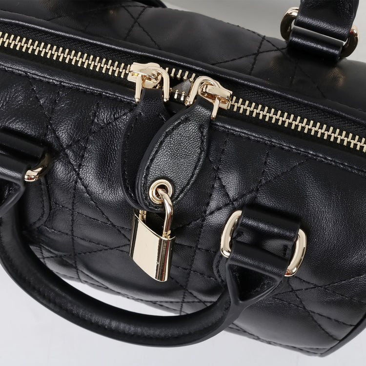 質感真皮|2025新款高級感羊皮時尚百搭枕頭包波士頓保齡球包手提斜挎女包包「8152」25.05-1