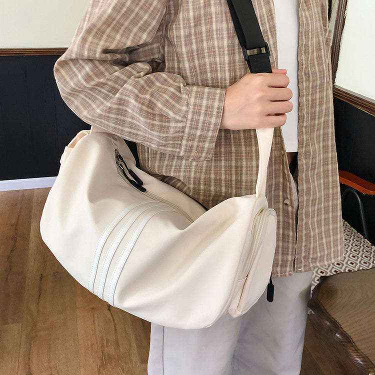 致青春|新款運動健身包尼龍簡約斜背包女防水大容量吐司包旅行單肩包「6828-118」24.09-2