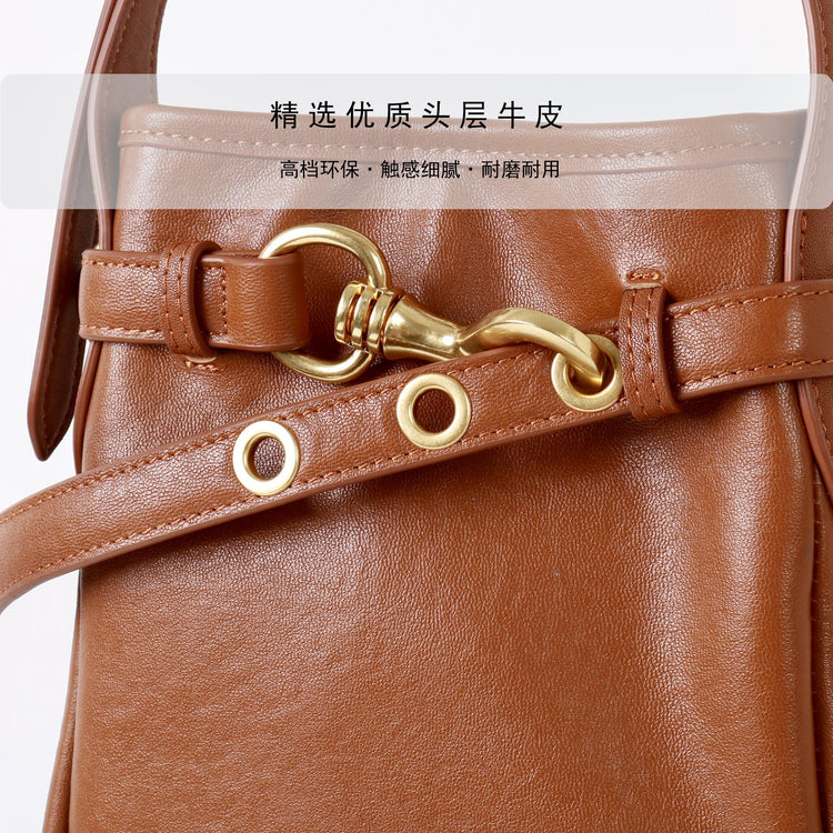 質感真皮|2025新款迷你鎖扣頭層牛皮手機包一字帶小方包高品質百搭單肩斜包「6601」25.09-5