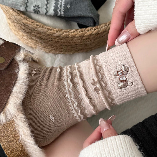 女襪|卡通刺繡襪子女復古費爾島個性吸睛中筒襪棉質親膚舒適襪子「XC2340」25.11-1