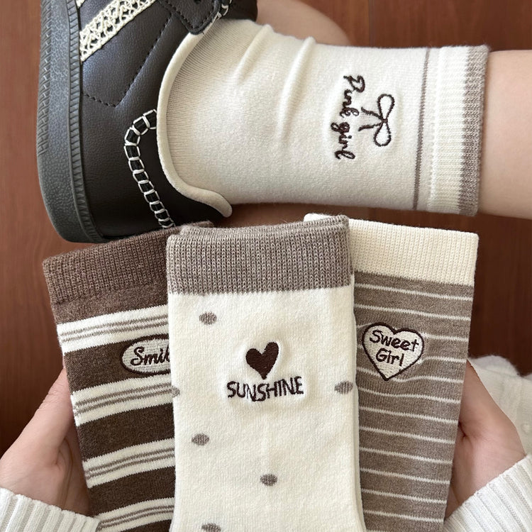 女襪|羊毛襪子女吸汗透氣親膚舒適中筒襪ins潮學院風彈力無骨堆堆襪「MYH2572」25.09-4