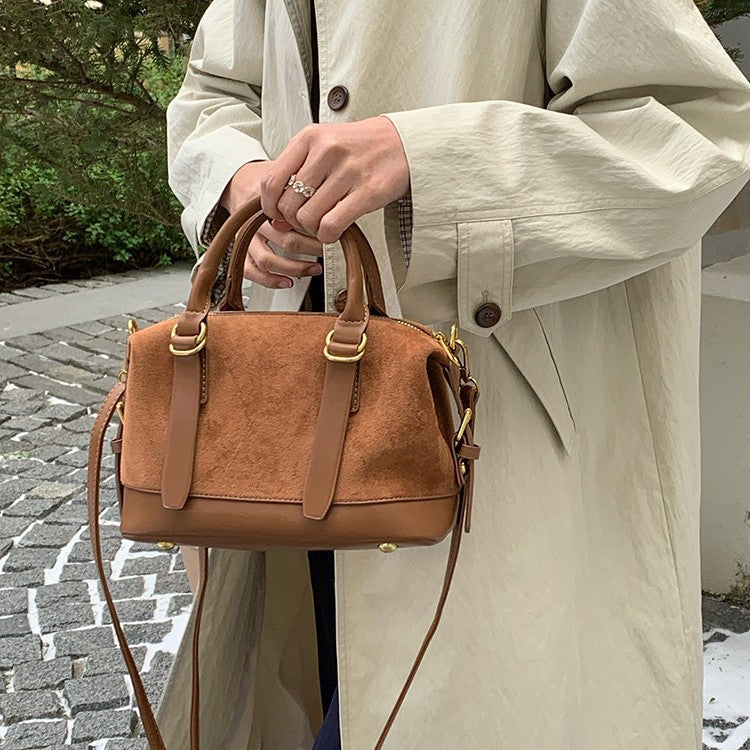 日韓流行|復古棕色麂皮絨手提包包女冬季2025新款潮韓版保齡球包多功能斜挎包「H9051」25.12-1