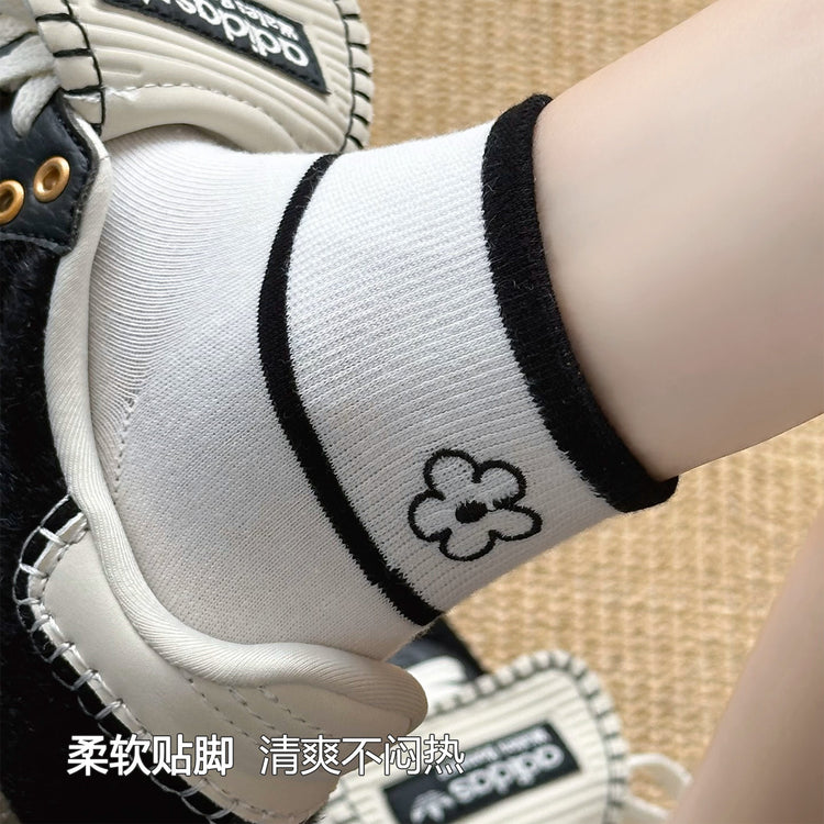 女襪|刺繡襪子女棉質吸汗透氣抗起球短襪彈力無骨ins潮學院風運動襪「20213」25.06-3