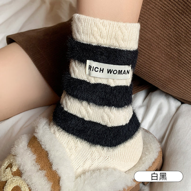 女襪|美拉德條紋羊毛襪秋冬加絨加厚保暖中筒襪時尚布標ins潮流睡眠襪「MK4225」24.11-1