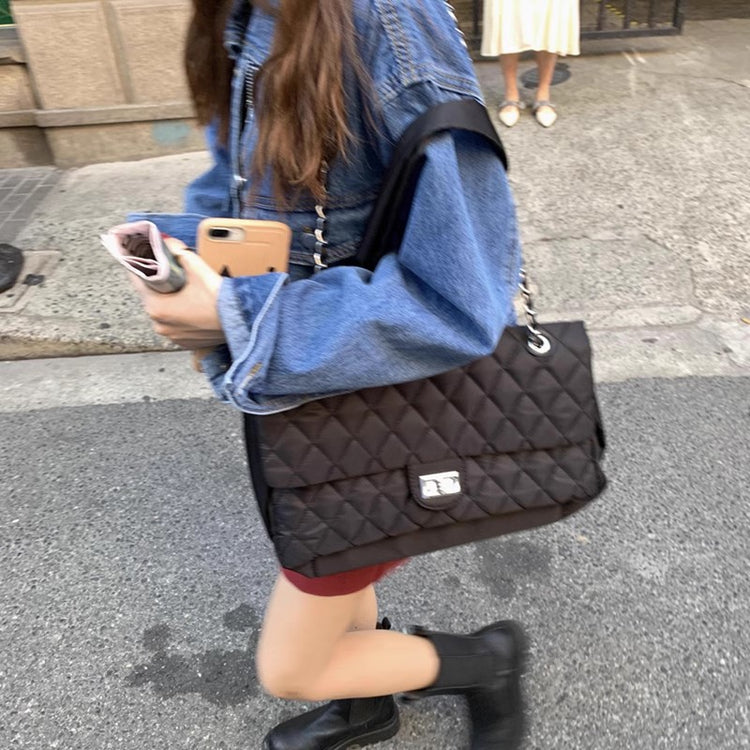 日韓流行 | 包包新款2025網紅大包小香風菱格鏈條包大容量尼龍斜背包單肩包「9095#」25.02-2