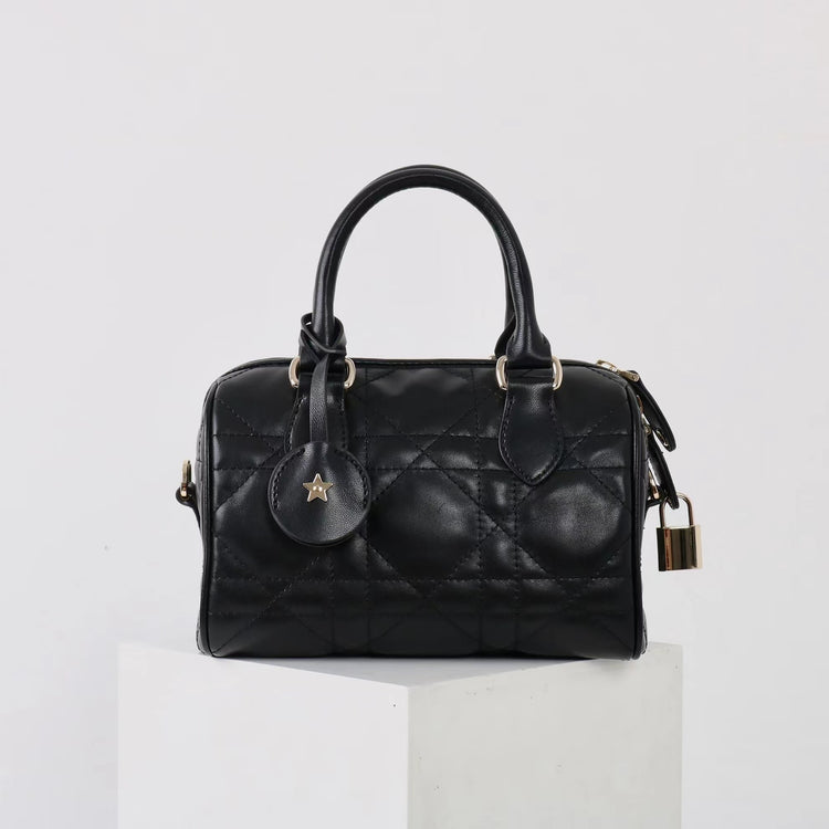 質感真皮|2025新款高級感羊皮時尚百搭枕頭包波士頓保齡球包手提斜挎女包包「8152」25.05-1