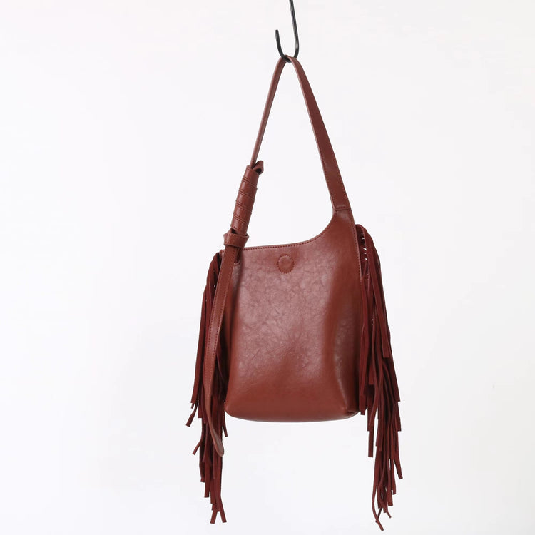 質感真皮|2025全新流蘇軟牛皮斜背包度假風百搭休閒信封包潮流輕奢單肩斜挎包「7058」25.09-4
