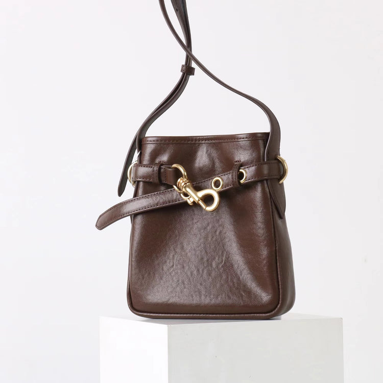 質感真皮|2025新款迷你鎖扣頭層牛皮手機包一字帶小方包高品質百搭單肩斜包「6601」25.09-5