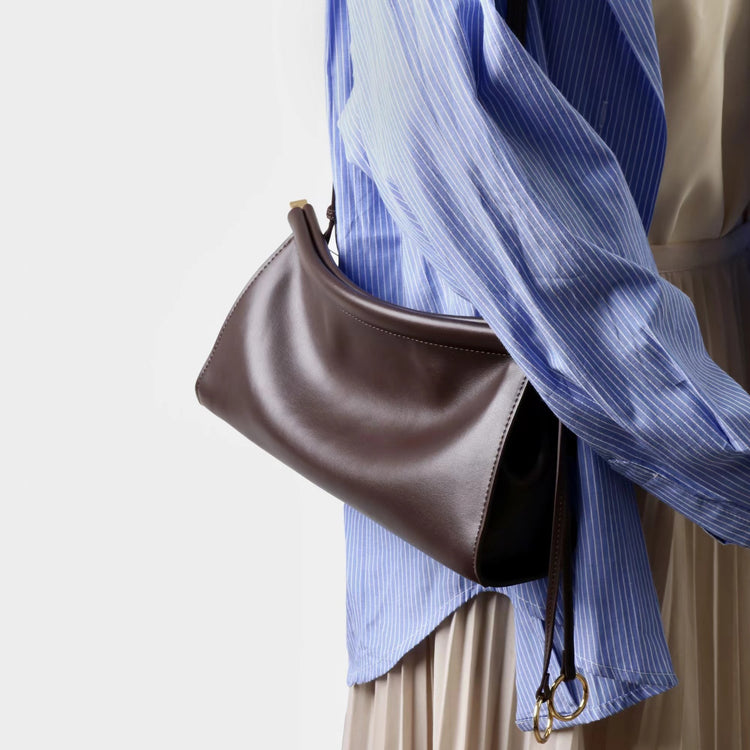 質感真皮|2025新款牛皮腋下復古法式法棍夾子包小眾設計極簡風通勤簡約包「3336」25.06-2