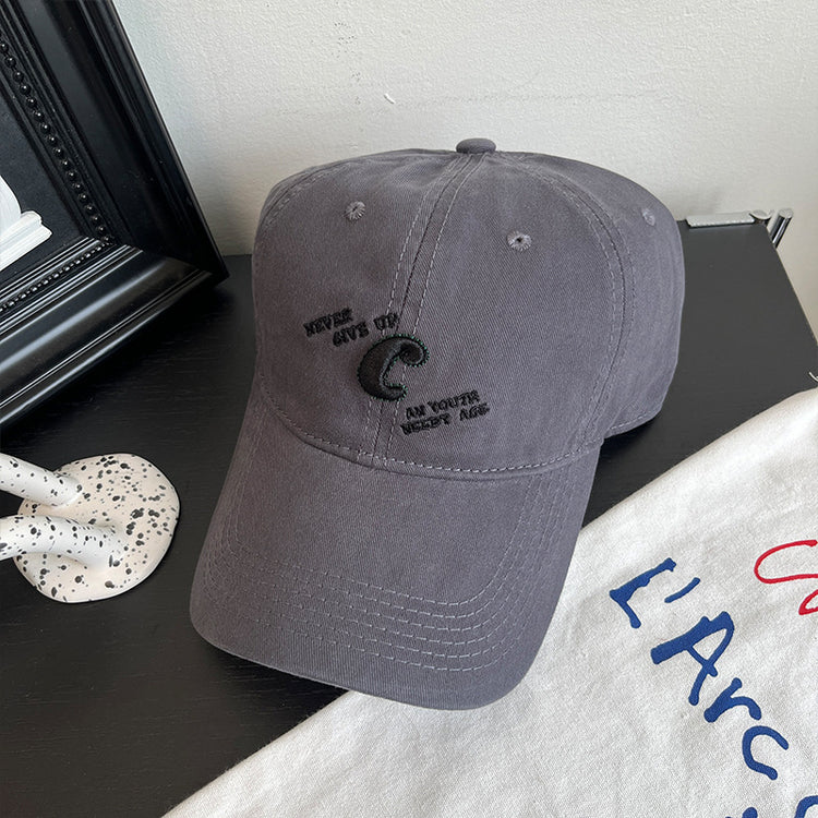 流行帽子|C字母棒球帽女春夏韓系刺繡軟頂遮陽帽學生情侶顯臉小戶外鴨舌帽「C4885」24.12-5