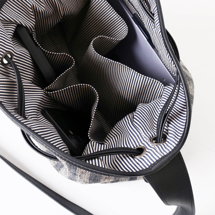 質感真皮|2025新款羊毛呢配真皮大容量條紋托特包女士通勤水桶包大包「7034」25.06-4