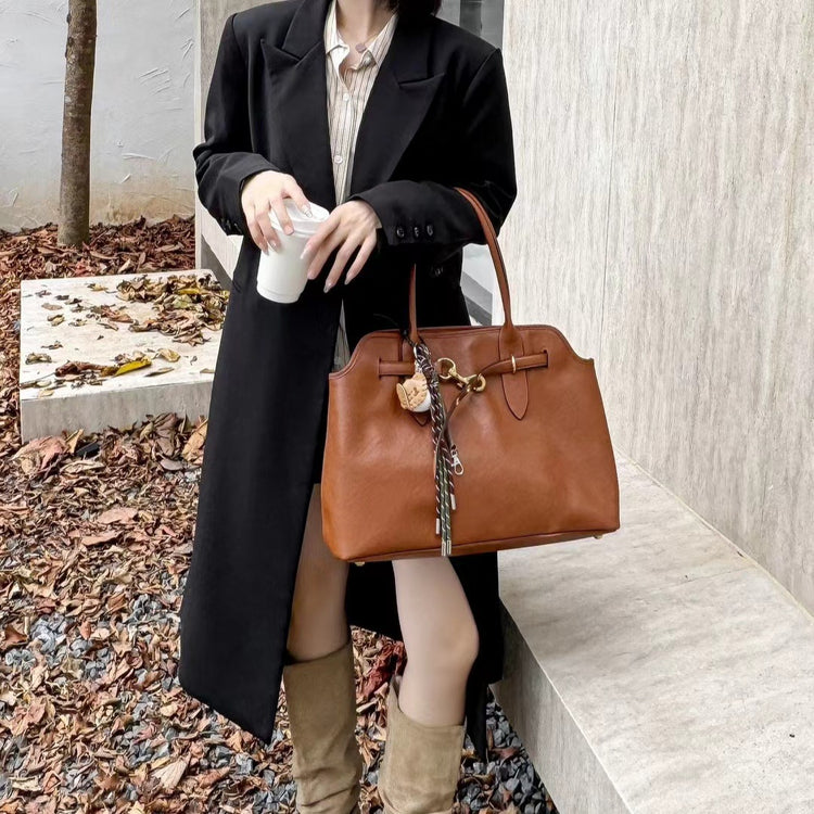 質感真皮|2024新款大容量腋下托特包ins網紅同款小眾復古百搭手提包高級感皮帶扣裝飾大包「8159」24.08-3