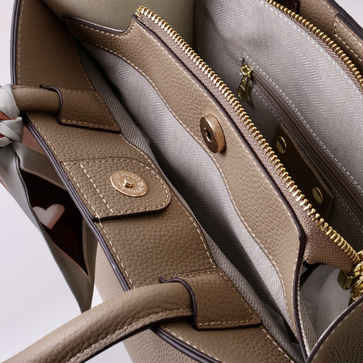 質感真皮|2025春夏新款手提包女士大容量質感單肩包簡約通勤斜背包小眾設計「OS793」25.05-2