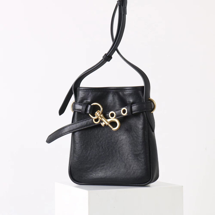 質感真皮|2025新款迷你鎖扣頭層牛皮手機包一字帶小方包高品質百搭單肩斜包「6601」25.09-5