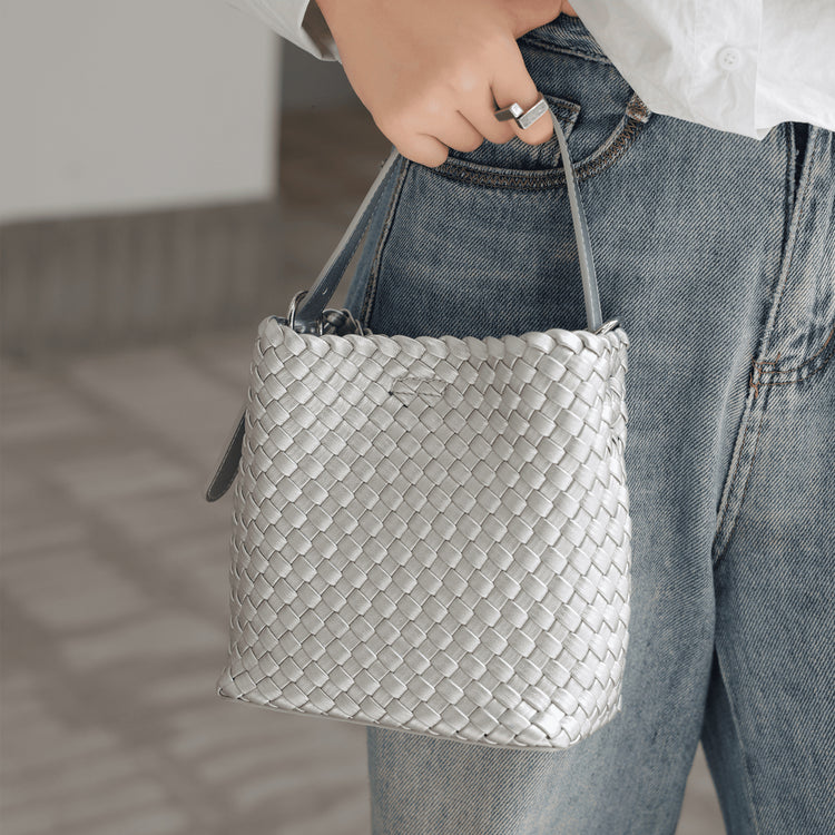 質感真皮|2024新夏季編織手提菜籃時尚百搭肩背包斜背包水桶網紅休閒包「6952」24.07-2