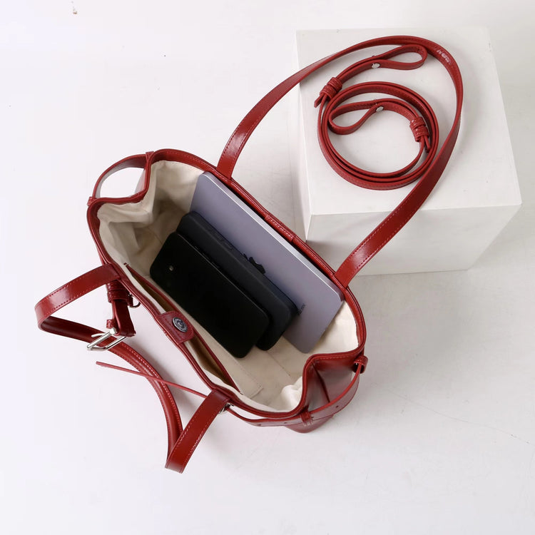 質感真皮|2025新款百搭女輕奢法式高級感機車包法棍包保齡球女單肩腋下包「6147」25.06-4