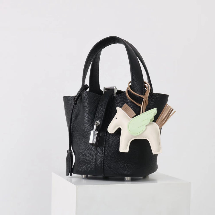 質感真皮|2025年新款時尚軟牛皮水桶包togo頭層牛皮h家菜籃子百搭通勤手提包「80900」25.04-4