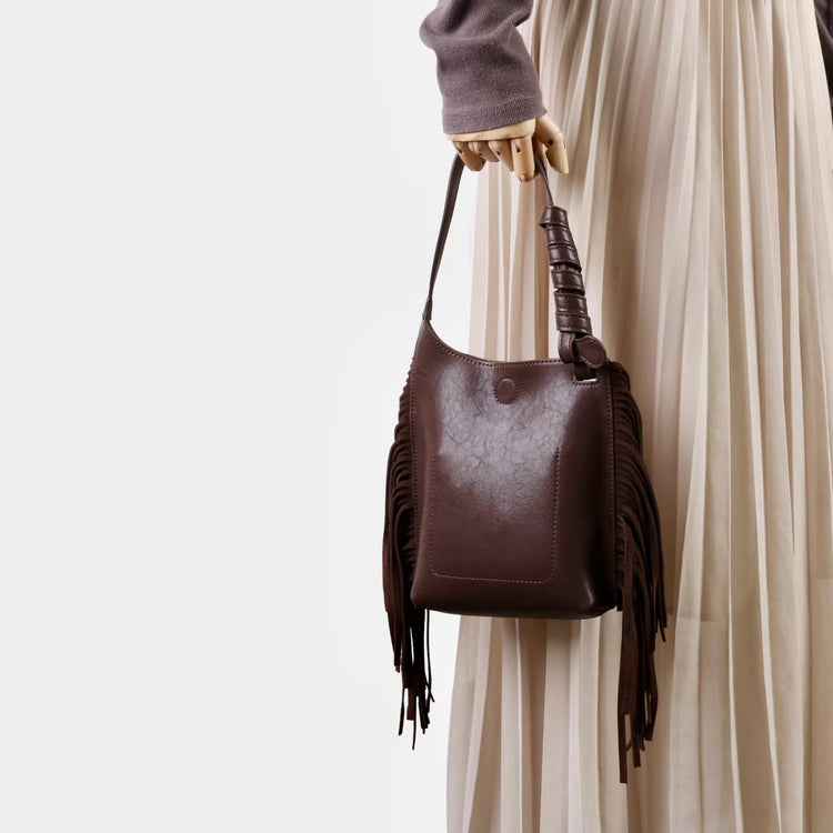 質感真皮|2025全新流蘇軟牛皮斜背包度假風百搭休閒信封包潮流輕奢單肩斜挎包「7058」25.09-4
