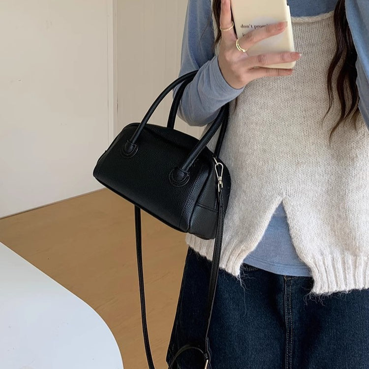 日韓流行|小眾設計韓版大容量枕頭包包女2024新款高級感通勤百搭手提斜背包「9348#」24.04-5