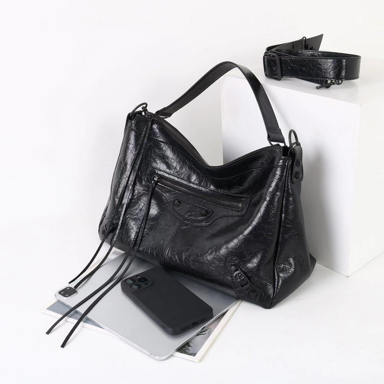 質感真皮|2025新機車包時尚百搭單肩腋下包簡約風格日常使用休閒鉚釘包「1187」25.09-5