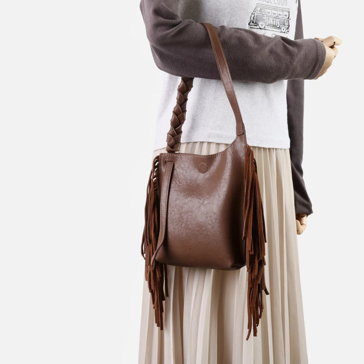 質感真皮|2025全新流蘇軟牛皮斜背包度假風百搭休閒信封包潮流輕奢單肩斜挎包「7058」25.09-4