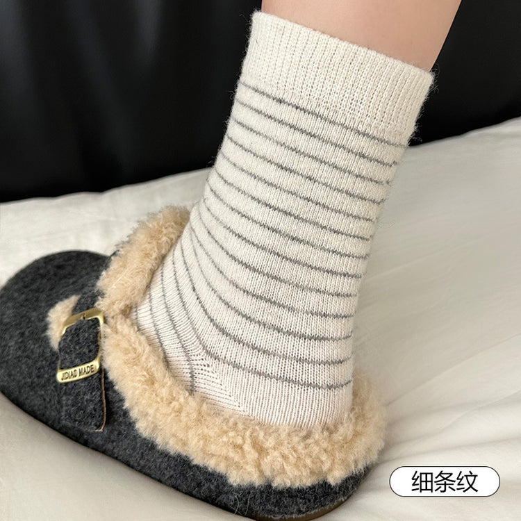 女襪|波點襪子女秋冬加厚保暖蓄熱鎖溫羊毛襪彈力親膚舒適ins潮中筒襪「NS29090」25.11-3