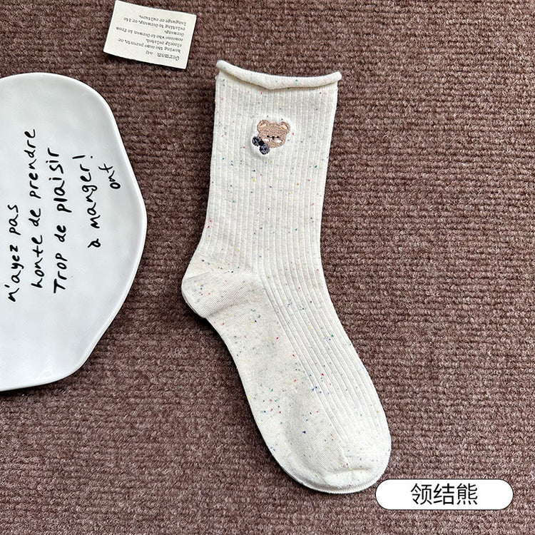 女襪|點子紗襪子女棉質吸汗透氣防臭堆堆襪彈力無骨卷邊卡通刺繡中筒襪「M24173」25.09-5